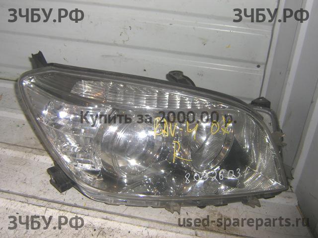 Toyota RAV 4 (3) Фара правая