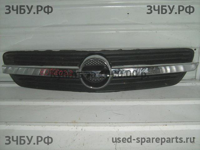 Opel Meriva A Решетка радиатора