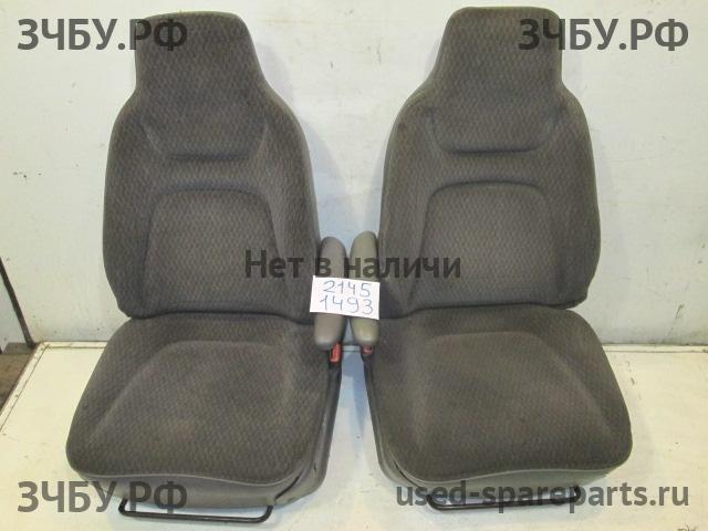 Chrysler Voyager/Caravan 3 Сиденья (комплект)