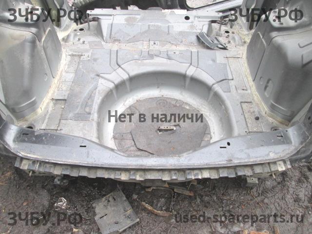 Ford Focus 2 Панель задняя