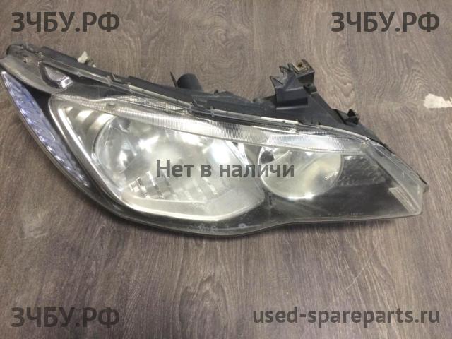 Honda Civic 8 (4D) Фара правая