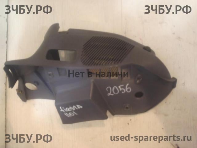 Ford Fiesta 4 Обшивка багажника боковая левая