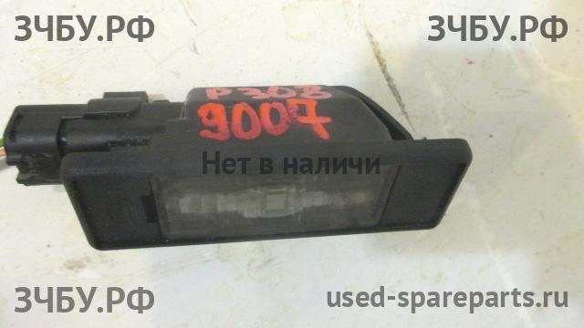 Peugeot 308 Подсветка номера левая