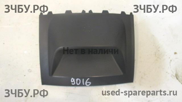 Renault Megane 2 Накладка декоративная на торпедо