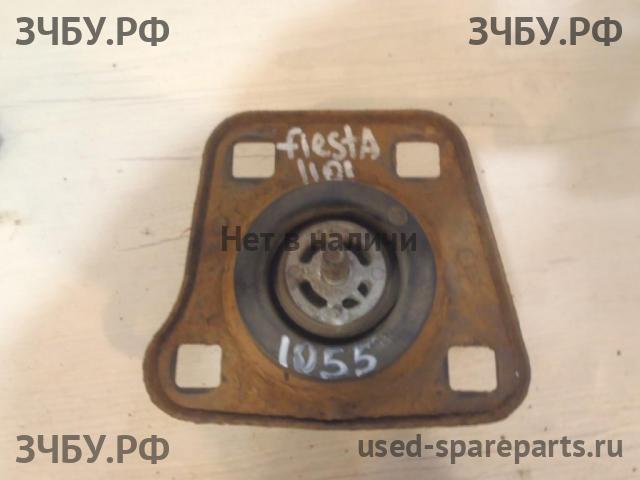 Ford Fiesta 4 Опора двигателя