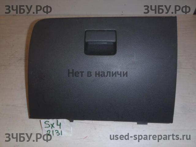 Suzuki SX4 (1) Бардачок