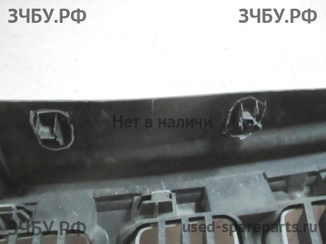 Jeep Grand Cherokee 4 Решетка радиатора