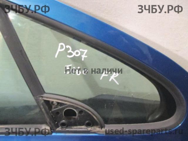 Peugeot 307 Стекло двери передней правой