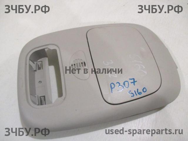 Peugeot 307 Плафон салонный