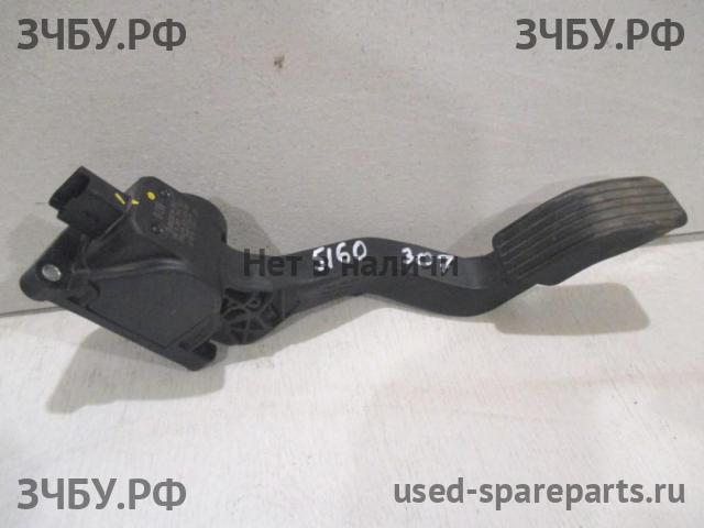 Peugeot 307 Педаль газа