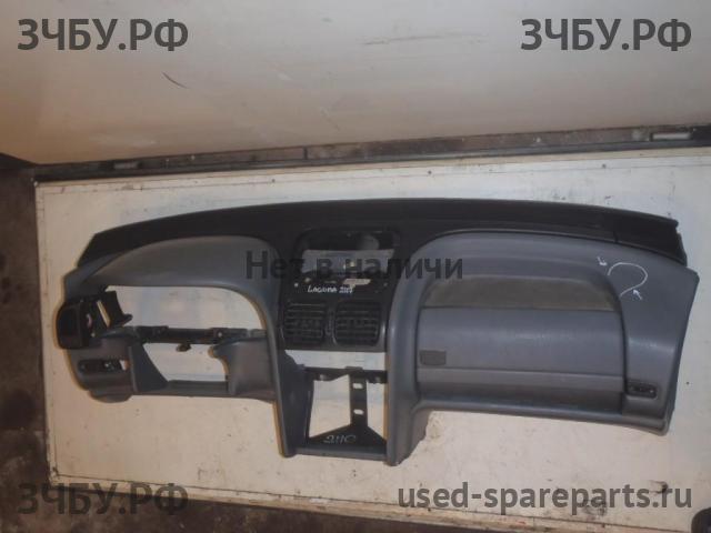 Renault Laguna 1 Торпедо