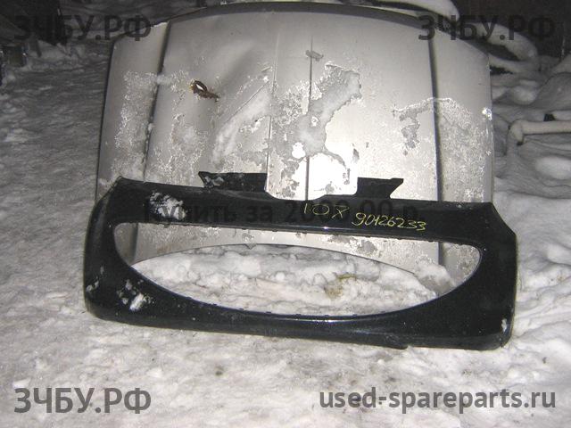 Peugeot 107 Бампер передний