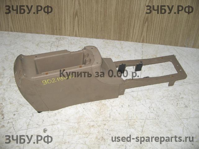 Chrysler Concorde 2 Консоль между сиденьями (Подлокотник)