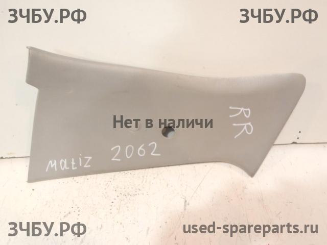 Daewoo Matiz 1 Накладка стойки задней правой