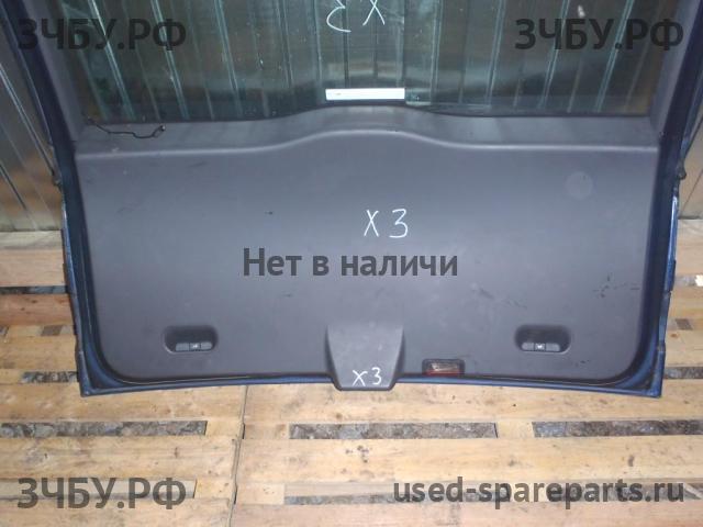 BMW X3 E83 Обшивка двери багажника
