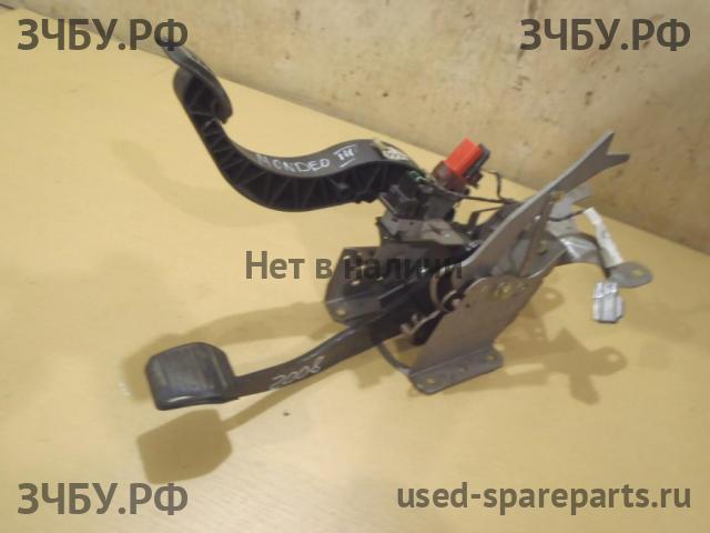 Ford Mondeo 3 Блок педалей