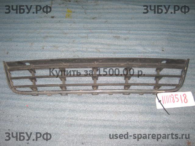 Volkswagen Passat B6 Решетка в бампер