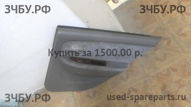 Hyundai Sonata 5 Обшивка двери задней правой