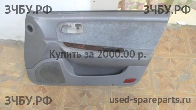 Hyundai Sonata 5 Обшивка двери передней правой