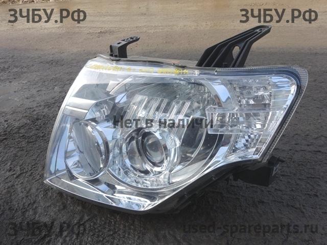 Mitsubishi Pajero/Montero 4 Фара левая