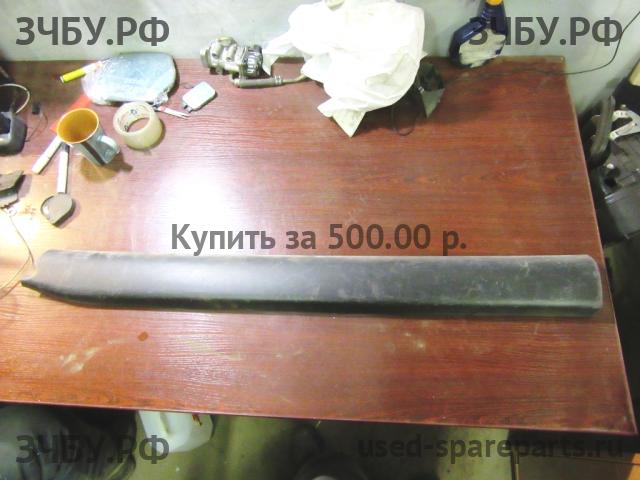 Nissan X-Trail 1 (T30) Накладка двери передней правой