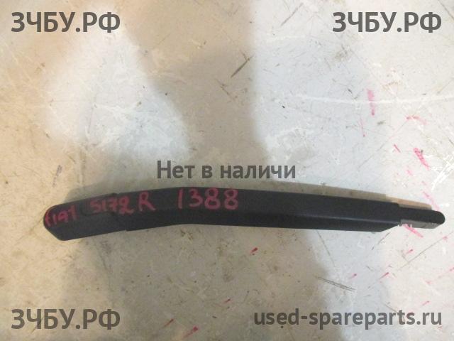 Fiat Grande Punto Поводок стеклоочистителя задний