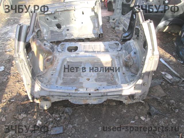 Ford Maverick 2 Панель задняя