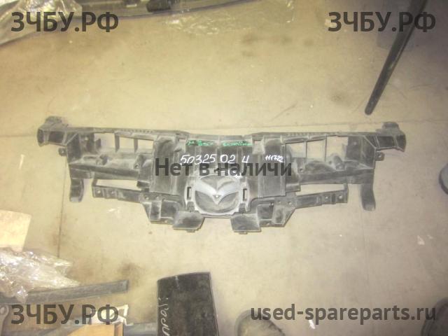 Mazda 3 [BL] Решетка радиатора