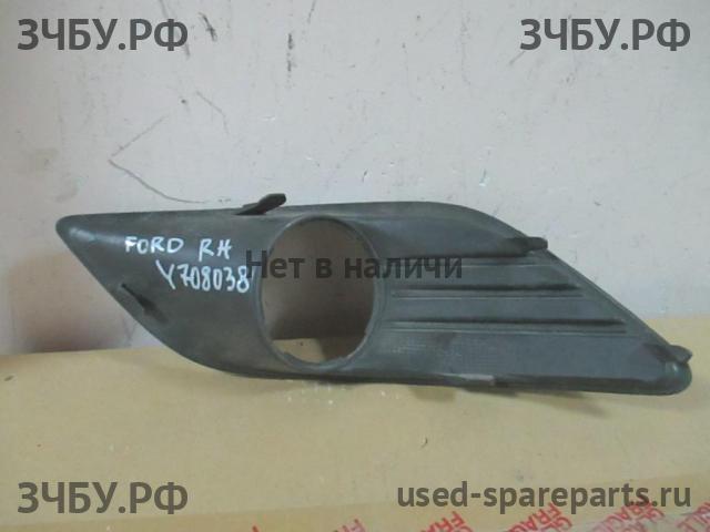 Ford Focus 2 (рестайлинг) Рамка противотуманной фары правой