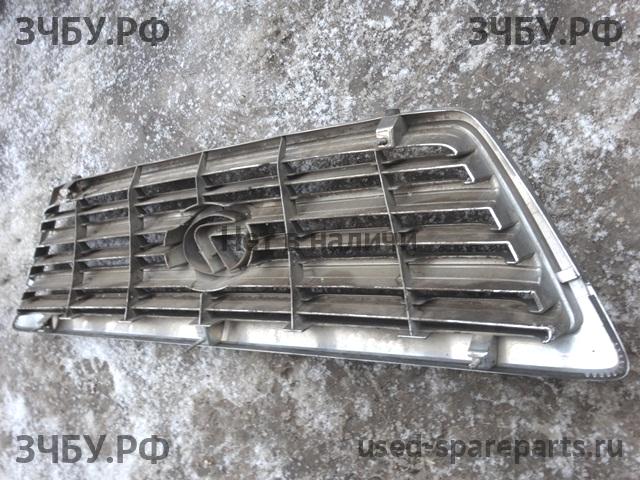Lexus LX (1) 470 Решетка радиатора
