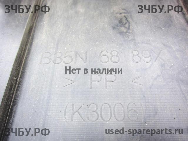 Mazda 3 [BK] Обшивка багажника