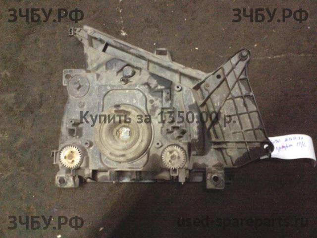 Isuzu NQR 71P Фара левая