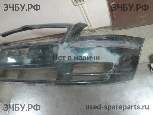 Toyota Avensis 2 Бампер передний