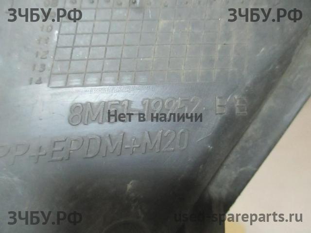 Ford Focus 2 (рестайлинг) Решетка в бампер