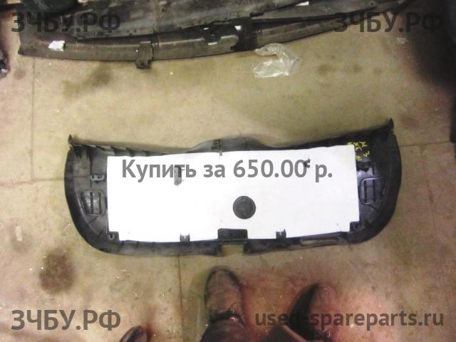 Mazda 3 [BK] Обшивка двери багажника