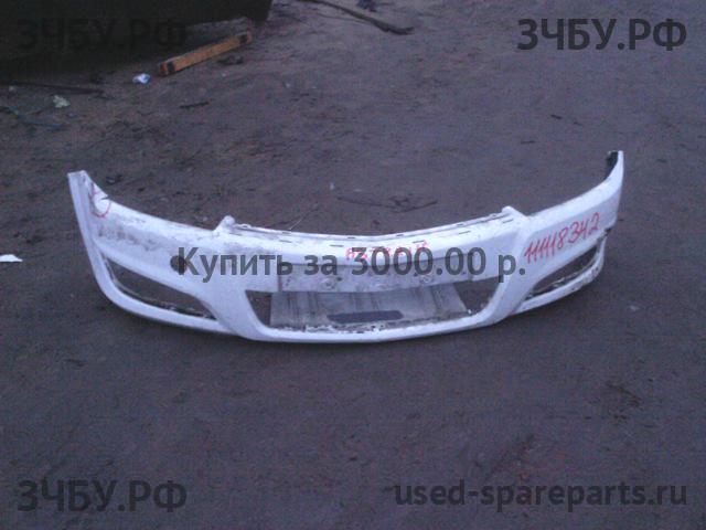 Opel Astra H Бампер передний