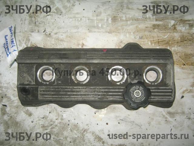 Toyota RAV 4 (1) Крышка головки блока (клапанная)
