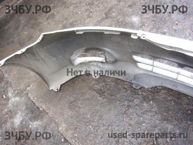Toyota Camry 5 (V30) Бампер передний