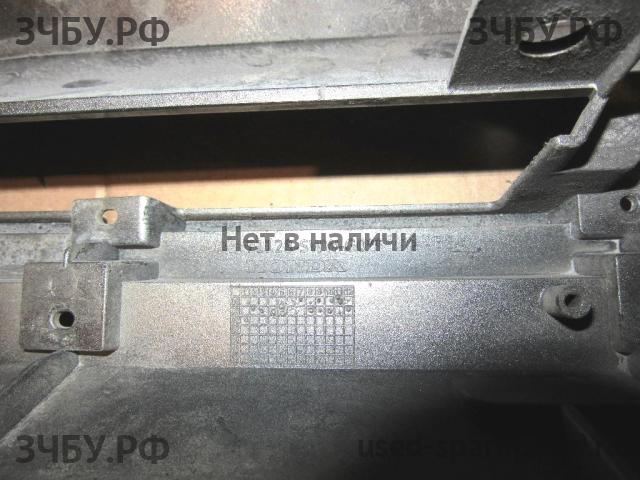Honda CR-V 3 Решетка радиатора