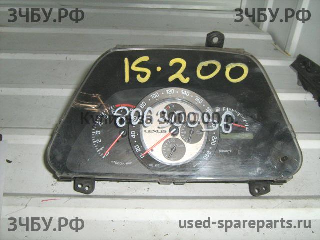 Lexus IS (1) 200/300 Панель приборов