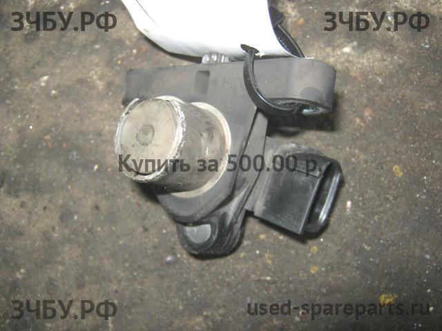 Ford Focus ST (2) Датчик положения коленвала