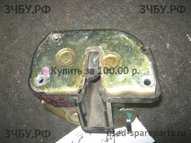 Chrysler Voyager/Caravan 3 Замок двери задней правой