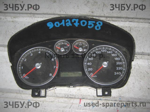 Ford Focus 2 Панель приборов