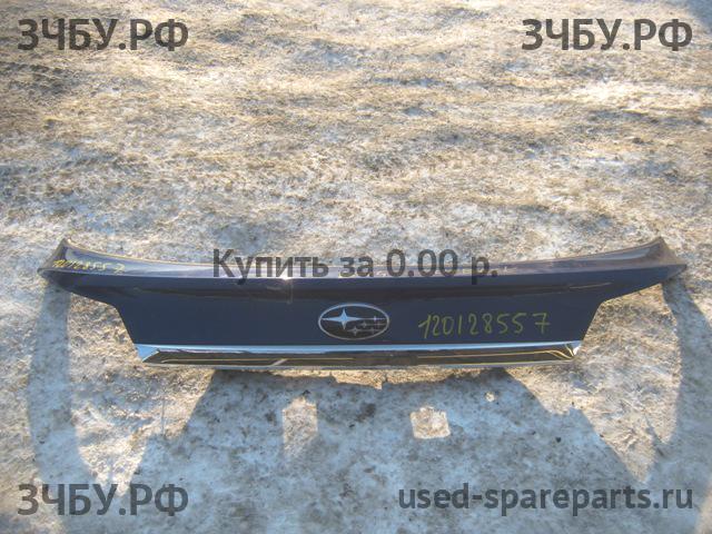 Subaru Legacy Outback 4 (B14) Накладка на крышку багажника