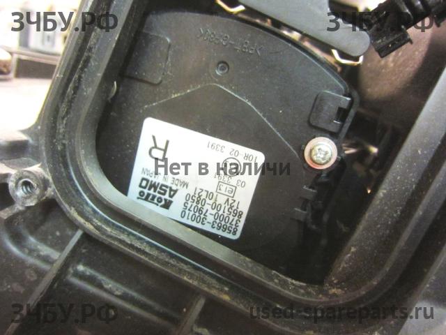 Toyota Land Cruiser 150 (PRADO) Фара правая