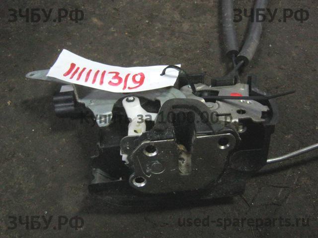 Hummer H-3 Замок двери задней правой