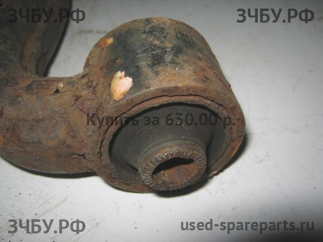 Lexus IS (1) 200/300 Рычаг задний правый