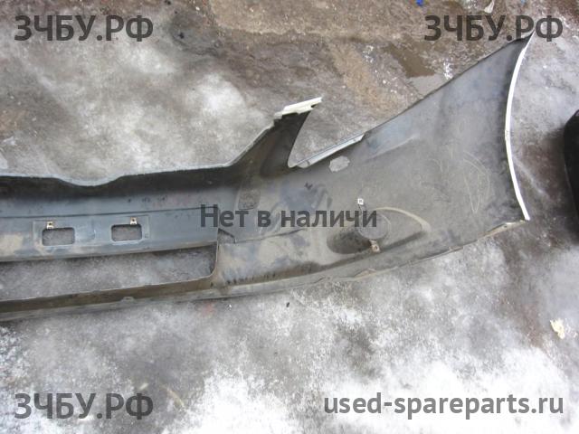 Toyota Avensis 3 Бампер передний