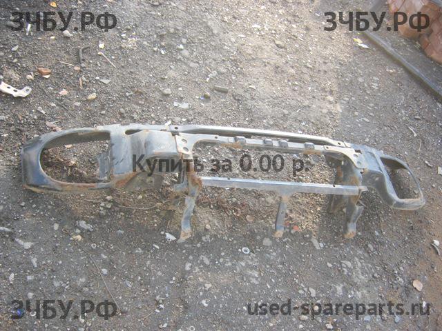 Nissan Patrol (Y61) Панель передняя (телевизор)