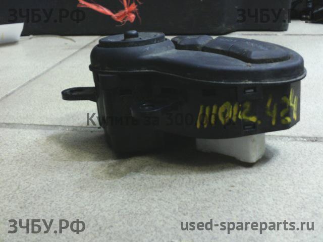 Hyundai Santa Fe 1 (SM) Кнопка регулировки зеркала